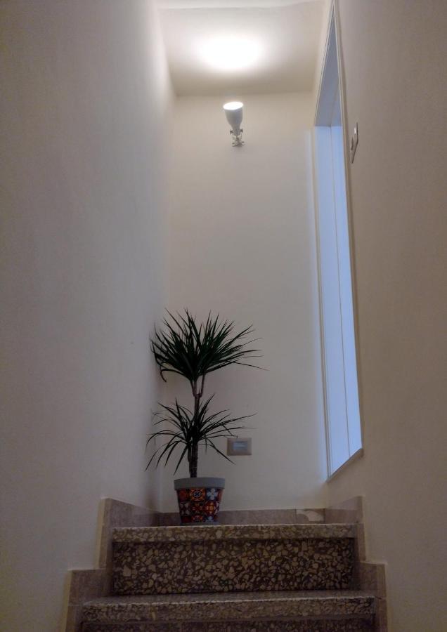 Ragusa Exclusive Flat With Terrace & Bbq Bagian luar foto
