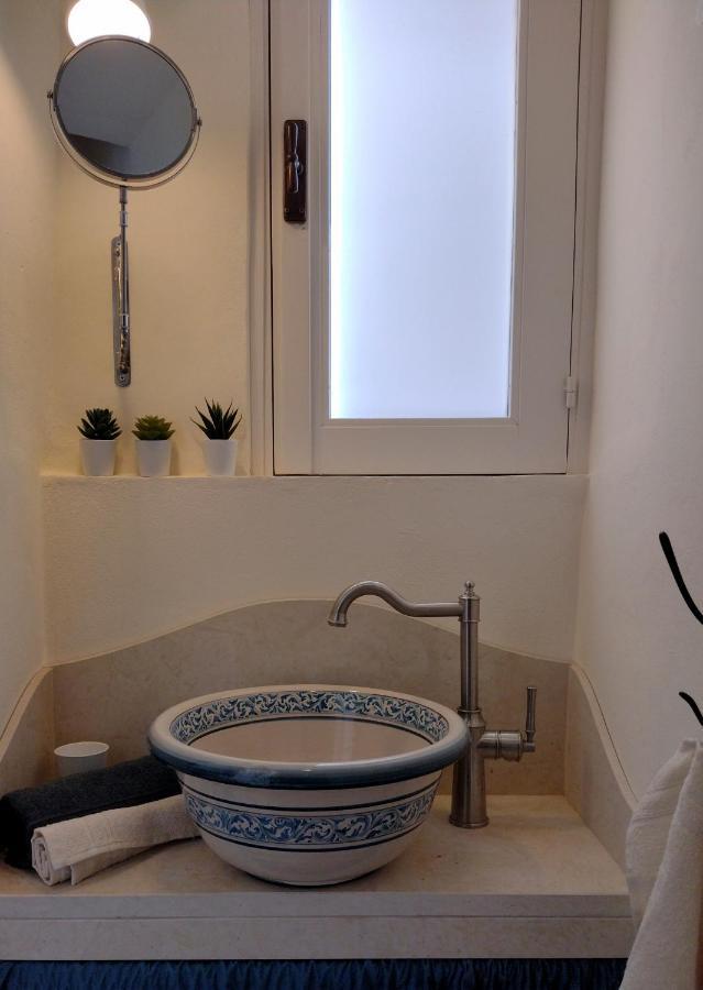 Ragusa Exclusive Flat With Terrace & Bbq Bagian luar foto